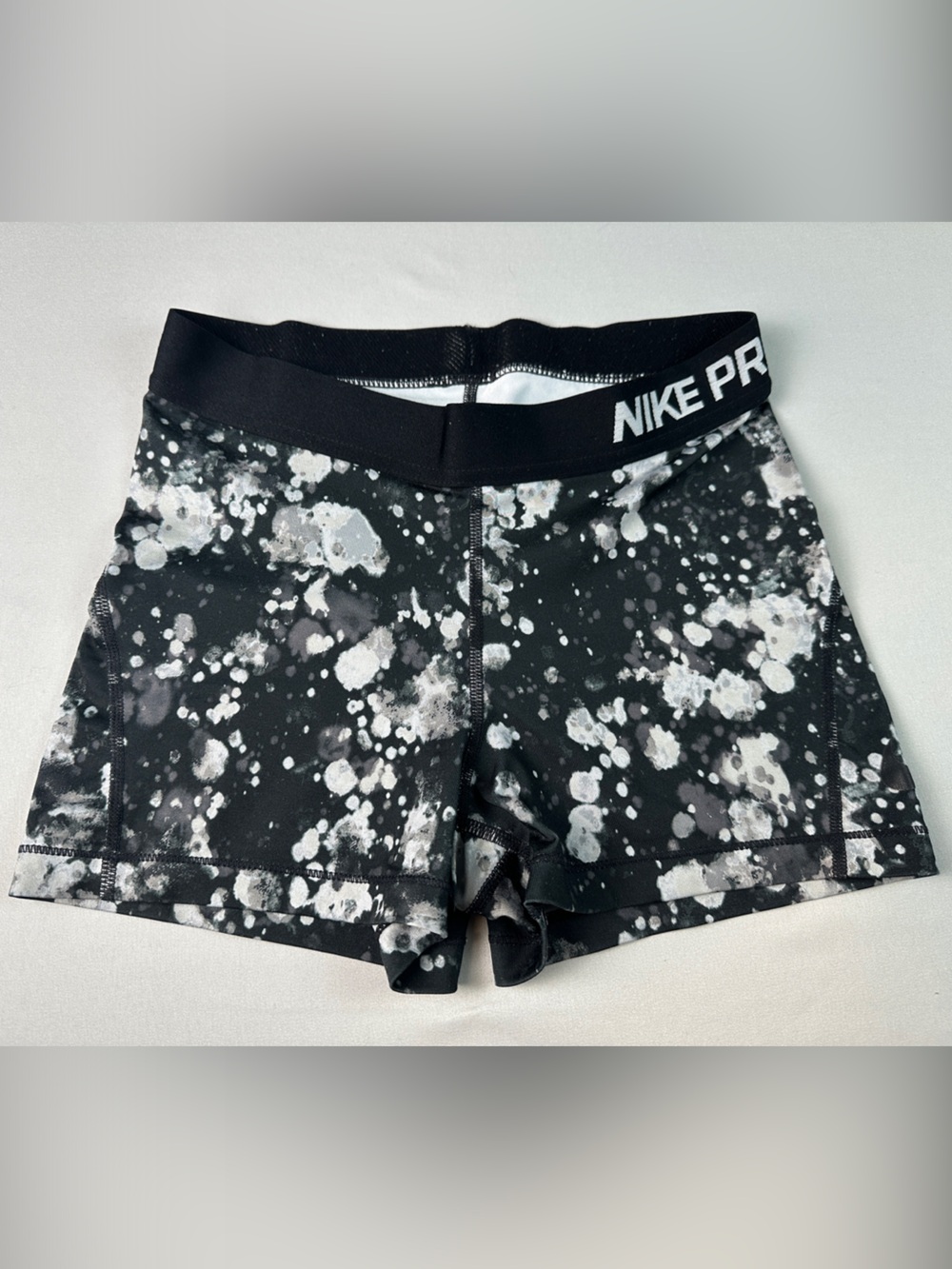 Nike Pro Dry Fit Running Shorts Women's Size Small Black White Splatter